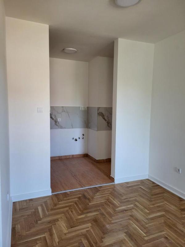 Slika 2 - Dvosoban stan na prodaju, 45m2, 130.000€