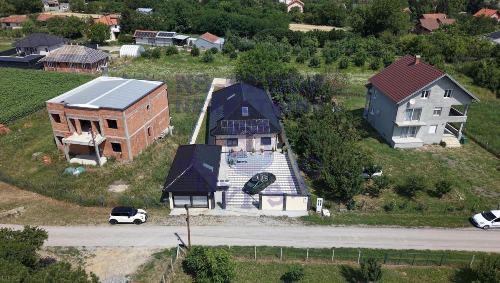 Slika 2 -  Kuća na prodaju, 165m2, 375.000€