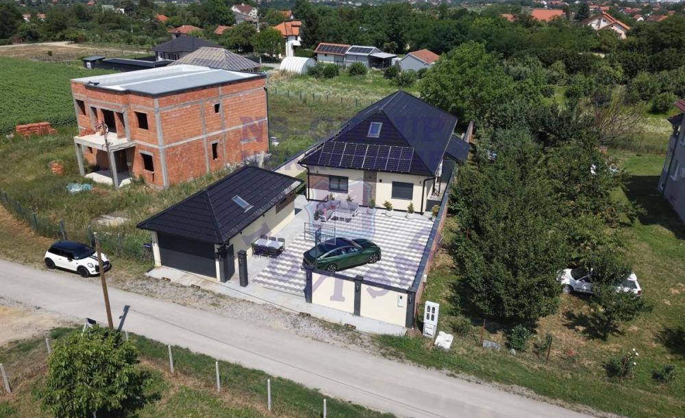 Glavna slika - Kuća na prodaju, 165m2, 375.000€