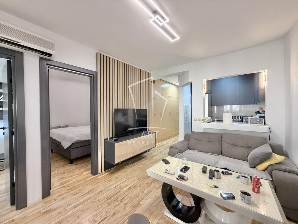 Slika 1 - Ilije Đuričića, Dvoiposoban stan na prodaju, 55m2, 168.000€