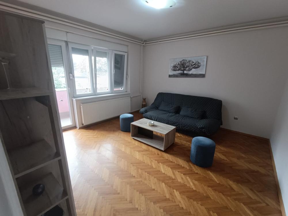 Slika 8 - Obrenovićeva, Dvoiposoban stan za izdavanje, 50m2, 350€