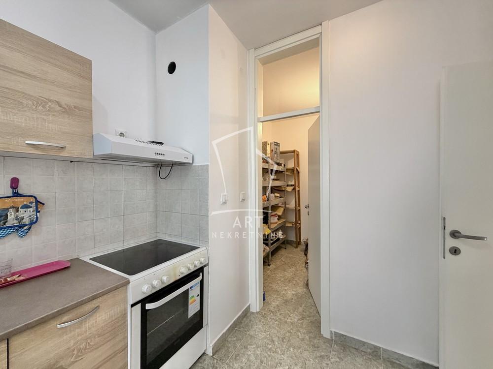 Slika 6 - Gostivarska, Trosoban stan za izdavanje, 76m2, 700€