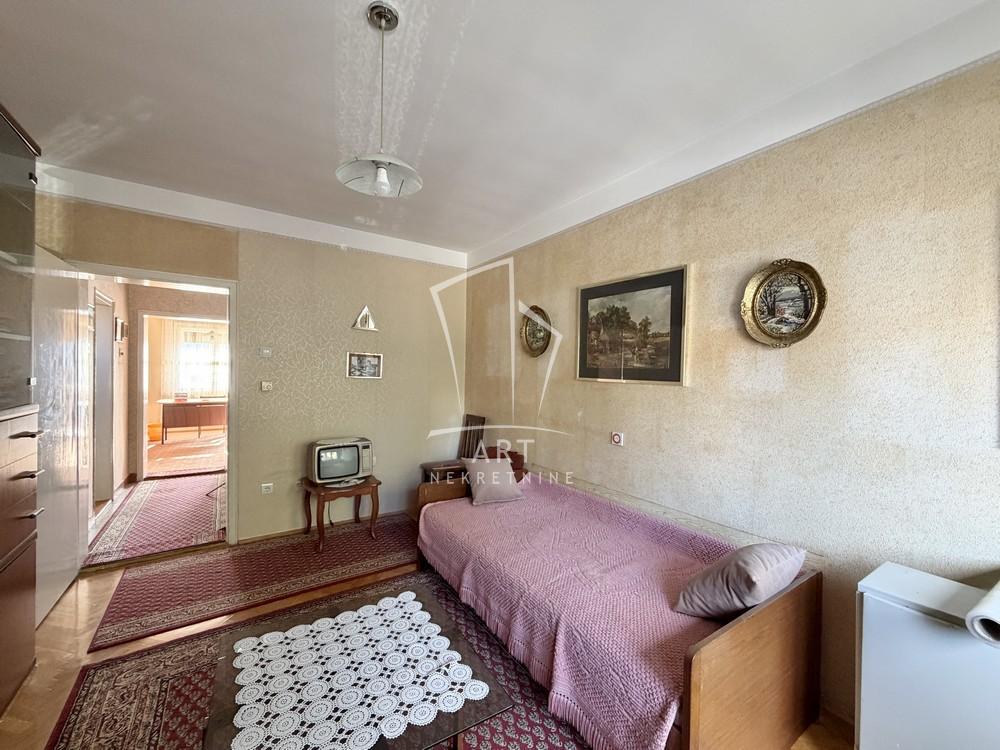 Slika 5 - Ratka Mitrovića, Kuća na prodaju, 116m2, 390.000€