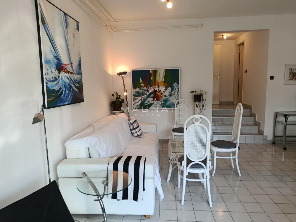 Slika 6 - Ilije Stojadinovića,  Kuća za izdavanje, 257m2, 2.900€