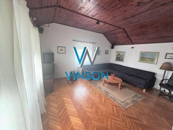 Slika 8 - Zlatiborska,  Kuća za izdavanje, 140m2, 1.300€
