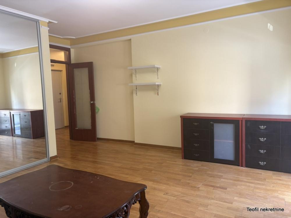 Slika 2 - Đorđa Kratovca, Dvosoban stan za izdavanje, 72m2, 700€