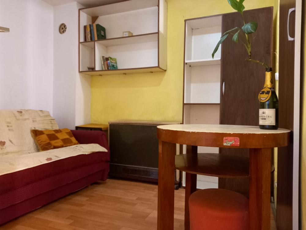 Slika 3 - Sindjelicev Trg 16, Jednosoban stan za izdavanje, 17m2, 150€