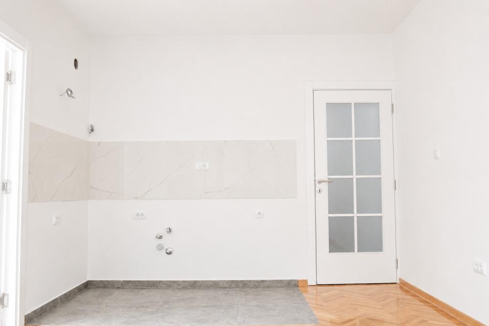 Slika 1 - Pere Cetkovica, Dvoiposoban stan na prodaju, 55m2, 167.000€