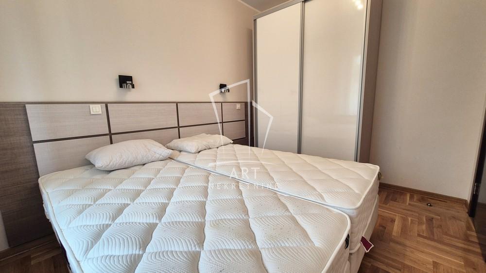 Slika 9 - Anrija Žamea, Dvosoban stan za izdavanje, 34m2, 400€