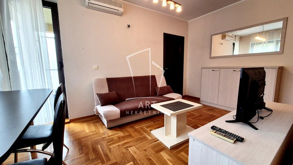 Slika 3 - Anrija Žamea, Dvosoban stan za izdavanje, 34m2, 400€