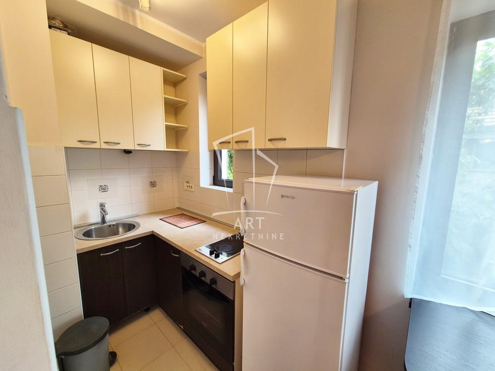 Slika 5 - Anrija Žamea, Dvosoban stan za izdavanje, 34m2, 400€
