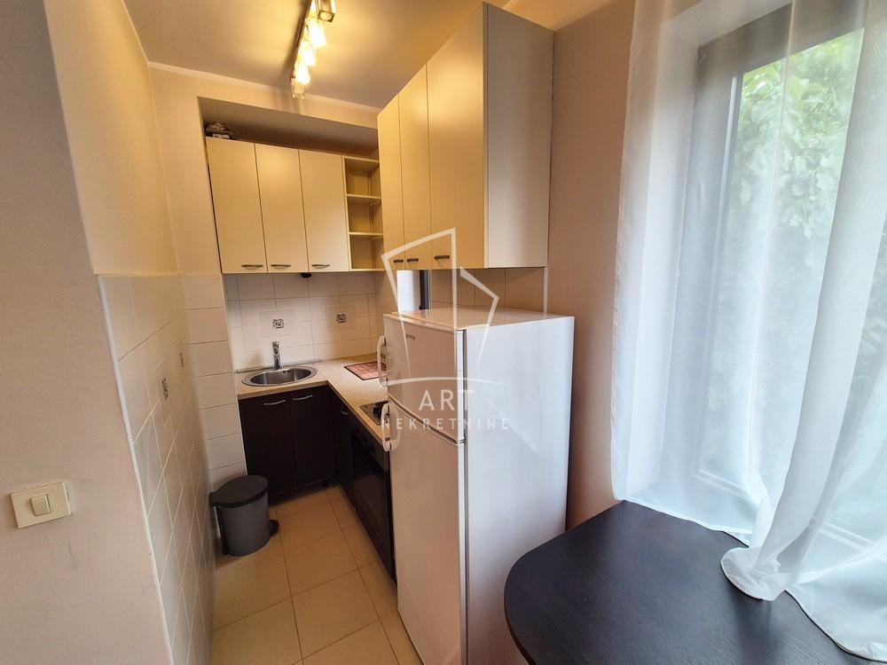 Slika 6 - Anrija Žamea, Dvosoban stan za izdavanje, 34m2, 400€