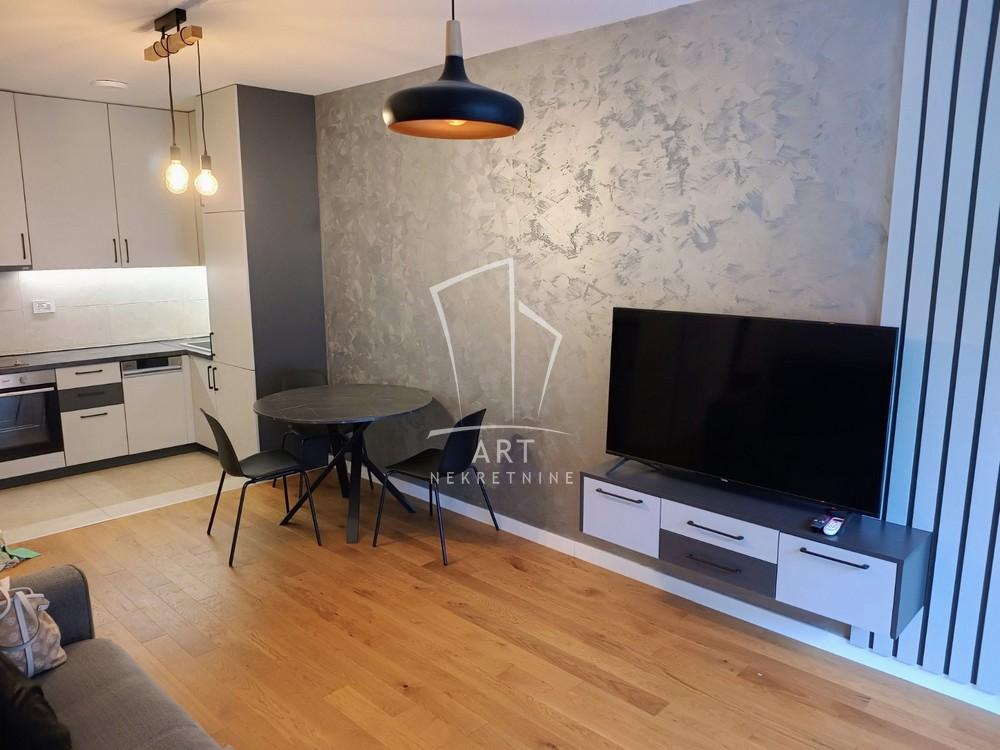 Slika 1 - Ledinačka, Jednoiposoban stan za izdavanje, 41m2, 600€