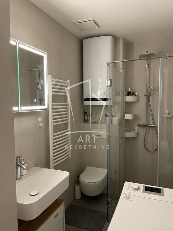 Slika 4 - Bulevar Vojvode Bojovića, Dvosoban stan za izdavanje, 38m2, 850€