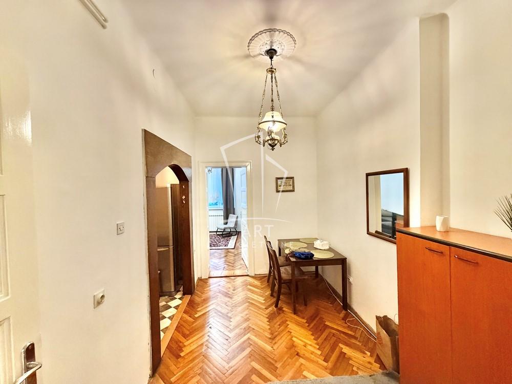 Slika 1 - Kneza Stracimira, Dvosoban stan za izdavanje, 45m2, 600€