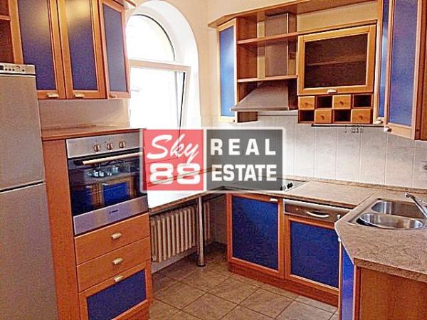 Slika 4 - Četvorosoban stan za izdavanje, 130m2, 2.500€
