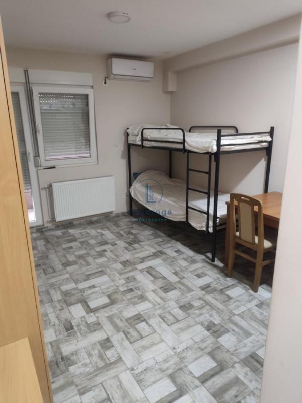Slika 1 - Radnih akcija, Jednosoban stan za izdavanje, 25m2, 400€