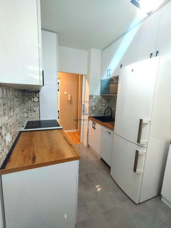 Slika 6 - Milutina Milankovića, Trosoban stan za izdavanje, 66m2, 750€