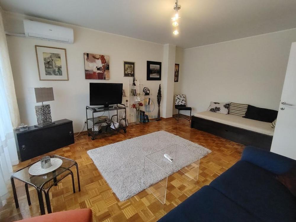 Slika 1 - Bulevar Arsenija Čarnojevića, Dvosoban stan za izdavanje, 69m2, 750€
