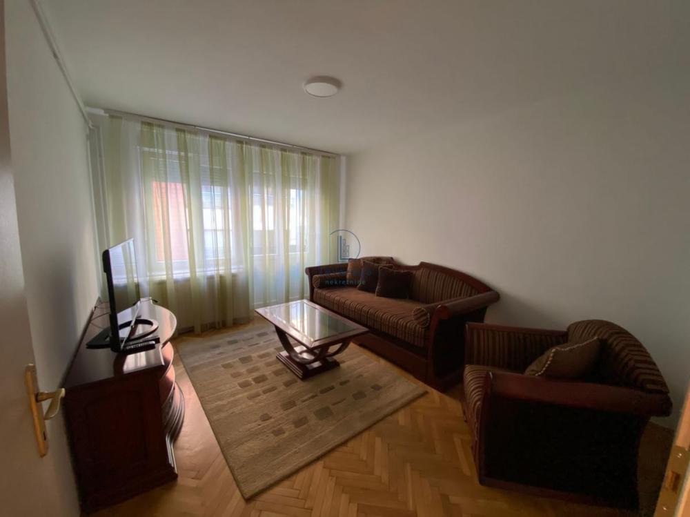 Slika 1 - Dvoiposoban stan za izdavanje, 65m2, 800€