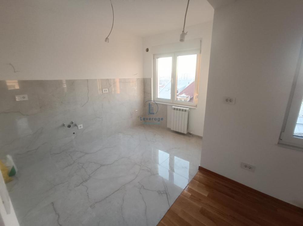 Slika 3 - Milana Vukosa, Četvorosoban stan na prodaju, 117m2, 342.727€
