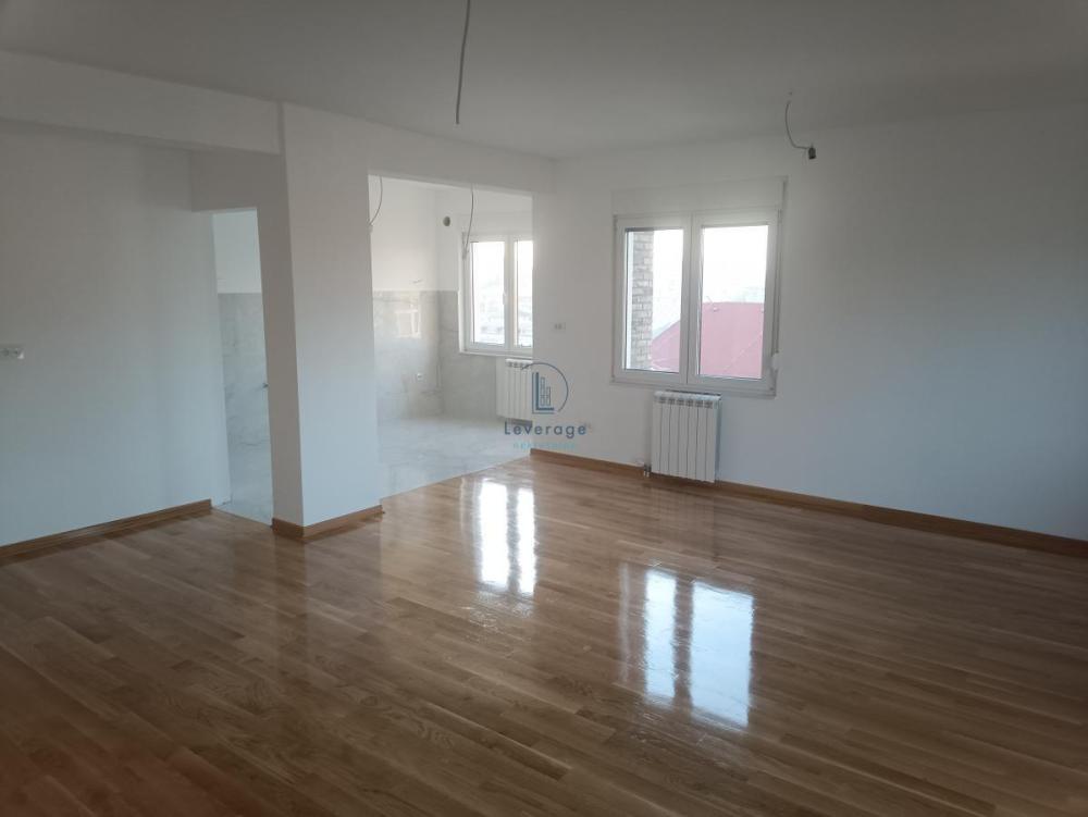 Slika 2 - Milana Vukosa, Četvorosoban stan na prodaju, 117m2, 342.727€