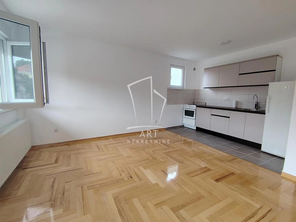 Slika 1 - Mis Irbijeve, Dvosoban stan za izdavanje, 43m2, 500€