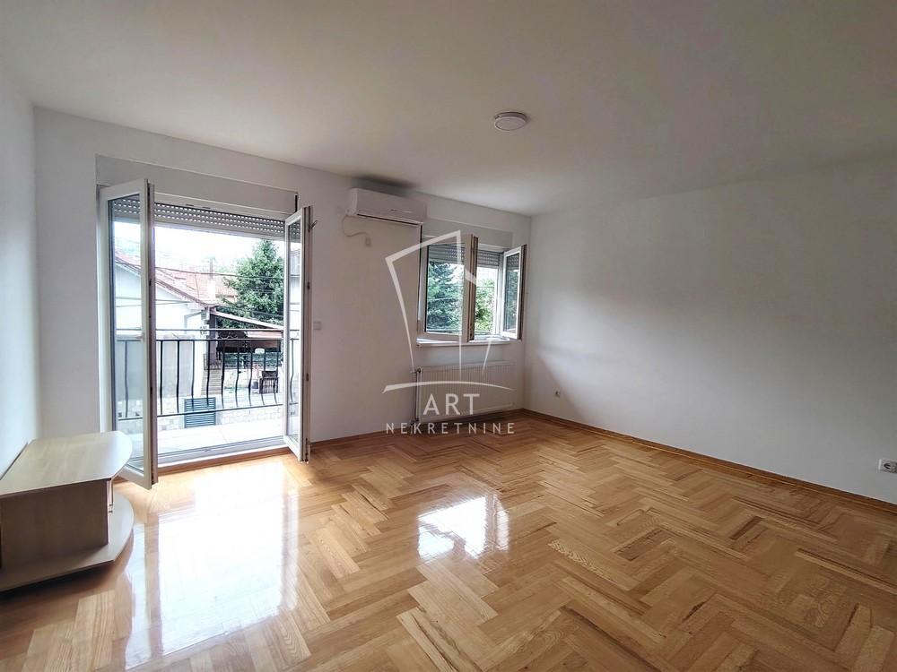 Glavna slika -Mis Irbijeve, Dvosoban stan za izdavanje, 43m2, 500€