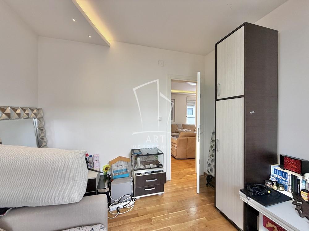 Slika 9 - Miodraga Petrovića Čkalje, Trosoban stan na prodaju, 90m2, 295.000€