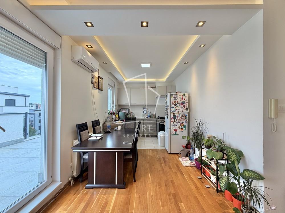Slika 3 - Miodraga Petrovića Čkalje, Trosoban stan na prodaju, 90m2, 295.000€