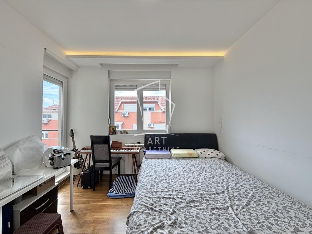 Slika 5 - Miodraga Petrovića Čkalje, Trosoban stan na prodaju, 90m2, 295.000€