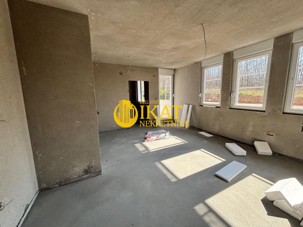 Slika 2 - Koste Nađa, Dvoiposoban stan na prodaju, 55m2, 110.909€