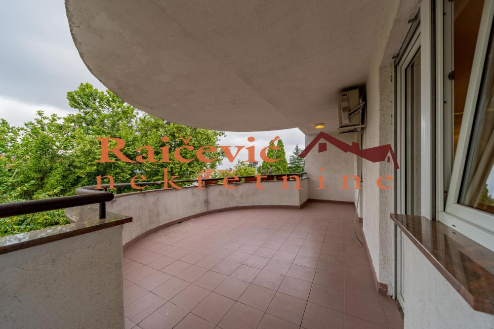 Slika 7 - Blagoja Parovica, Trosoban stan za izdavanje, 102m2, 1.300€