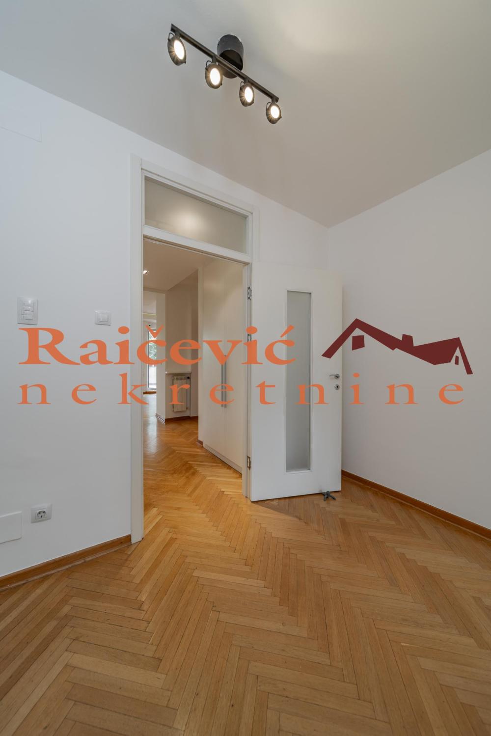 Slika 11 - Blagoja Parovica, Trosoban stan za izdavanje, 102m2, 1.300€