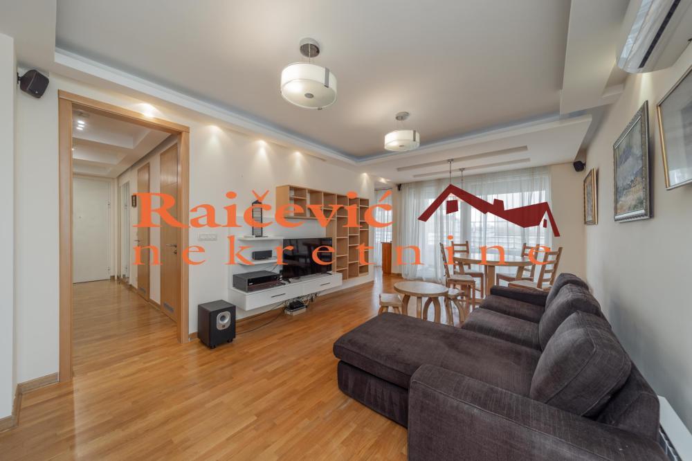 Glavna slika -Bulevar crvene armije, Trosoban stan na prodaju, 106m2, 399.000€