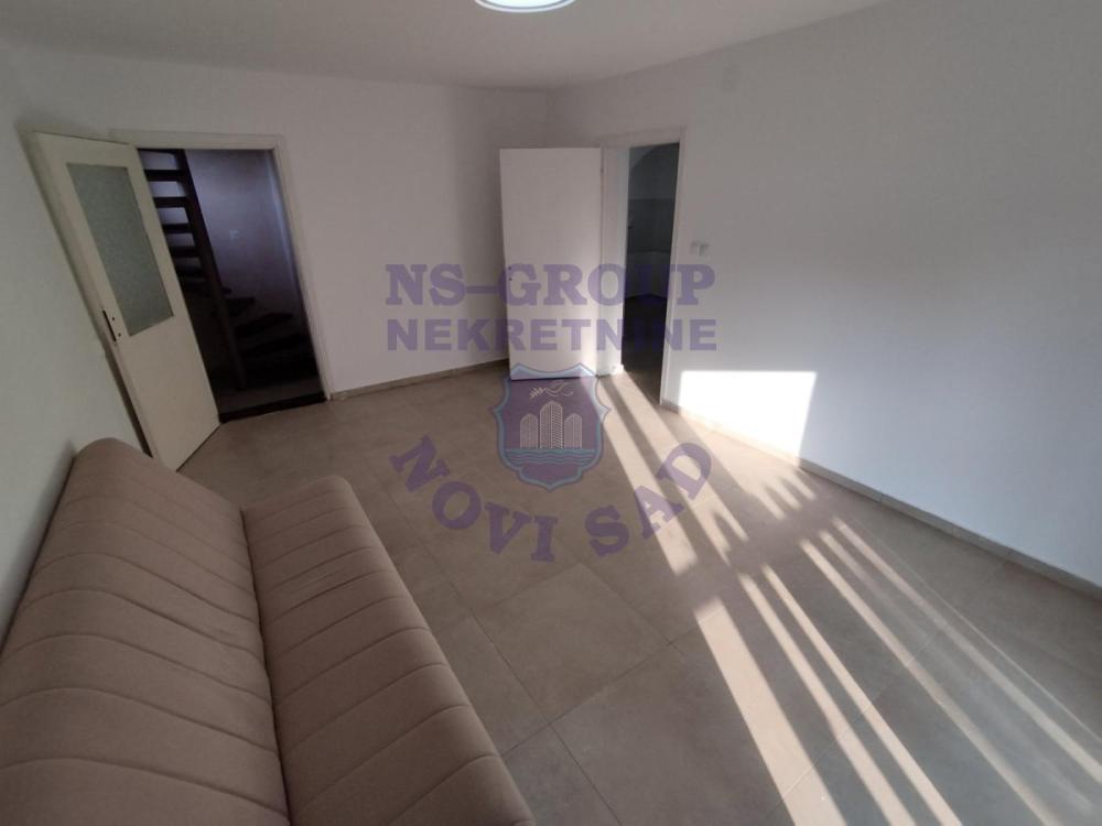 Slika 1 - Banoštor,  Kuća na prodaju, 123m2, 96.820€