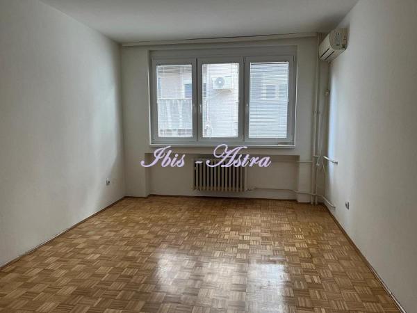Slika 2 - Ivana Đaje, Jednosoban stan za izdavanje, 38m2, 450€