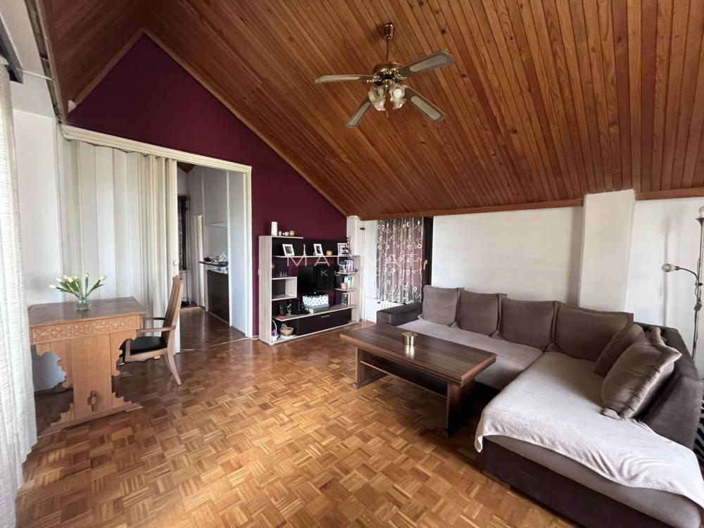 Slika 2 - Vinogradski Venac, Četvorosoban stan na prodaju, 95m2, 300.000€