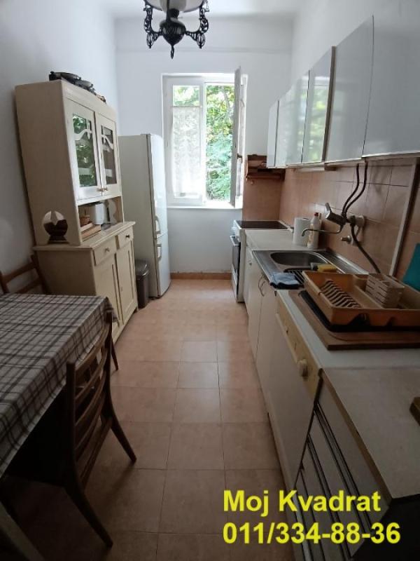 Slika 5 - Četvorosoban stan za izdavanje, 121m2, 1.000€