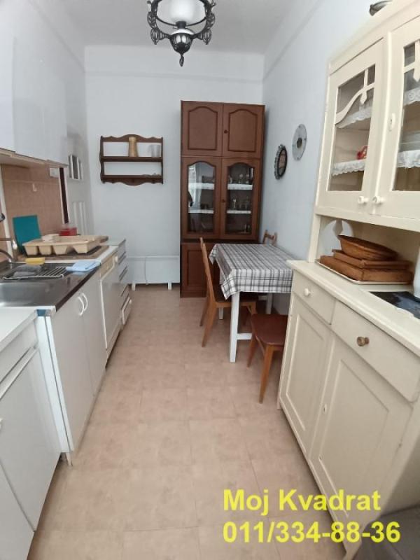 Slika 6 - Četvorosoban stan za izdavanje, 121m2, 1.000€