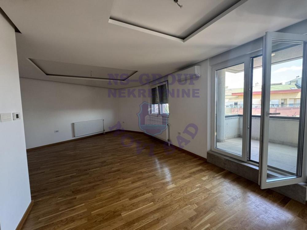 Glavna slika -Četvorosoban stan na prodaju, 101m2, 278.100€