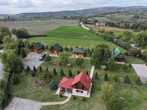 Slika 1 - Sremski Karlovci-Banstol,  Kuća na prodaju, 300m2, 900.000€