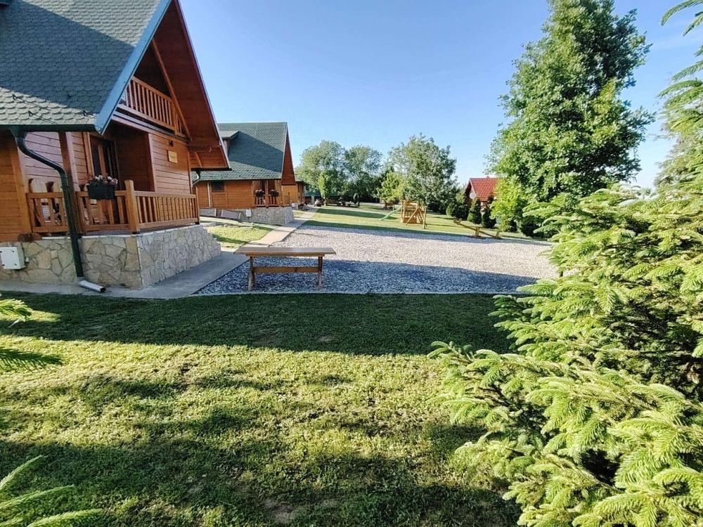 Slika 8 - Sremski Karlovci-Banstol,  Kuća na prodaju, 300m2, 900.000€