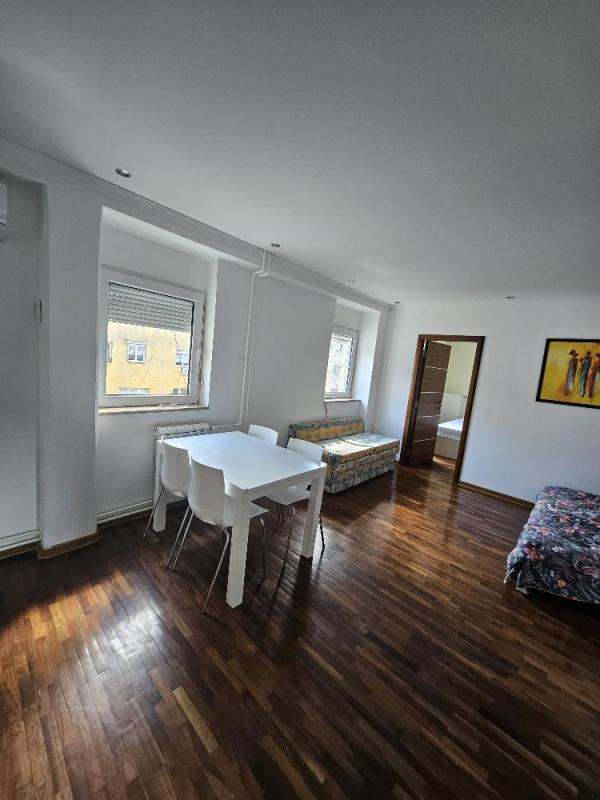 Slika 4 - Strahinjića Bana, Dvosoban stan za izdavanje, 37m2, 600€