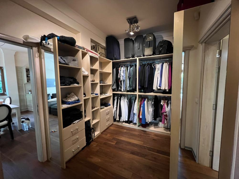 Slika 9 - Tolstojeva, Petosoban stan za izdavanje, 220m2, 3.200€