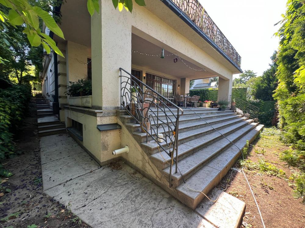 Glavna slika -Tolstojeva, Petosoban stan za izdavanje, 220m2, 3.200€