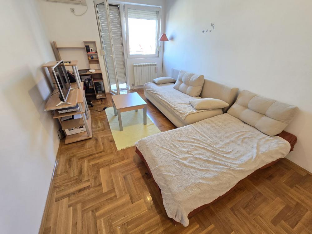 Slika 1 - Vojvode Stepe, Jednosoban stan za izdavanje, 30m2, 330€