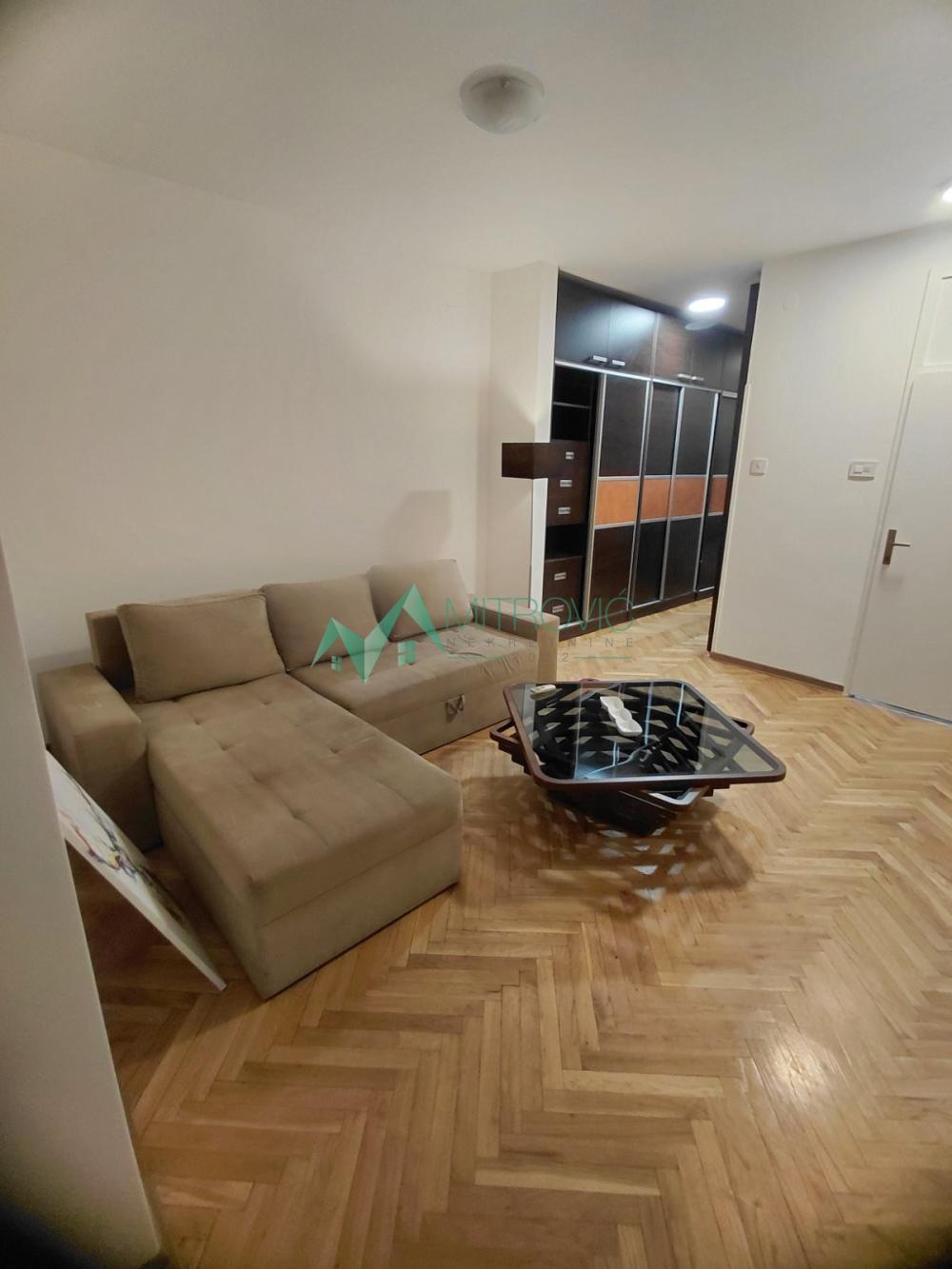 Glavna slika -Dvosoban stan za izdavanje, 58m2, 550€