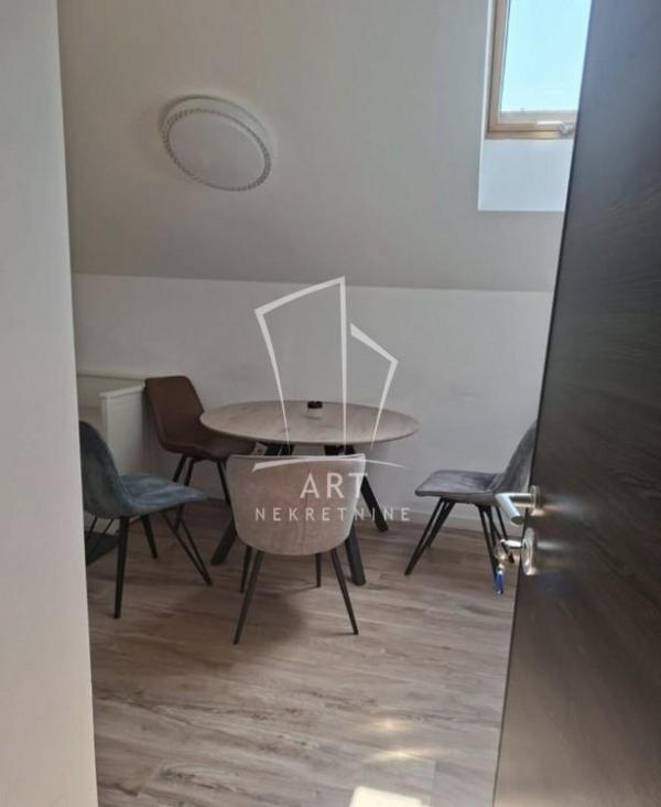 Slika 2 - Milisava Đurovića, Trosoban stan za izdavanje, 35m2, 500€