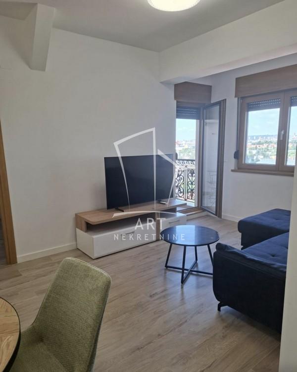Slika 1 - Milisava Đurovića, Trosoban stan za izdavanje, 44m2, 700€